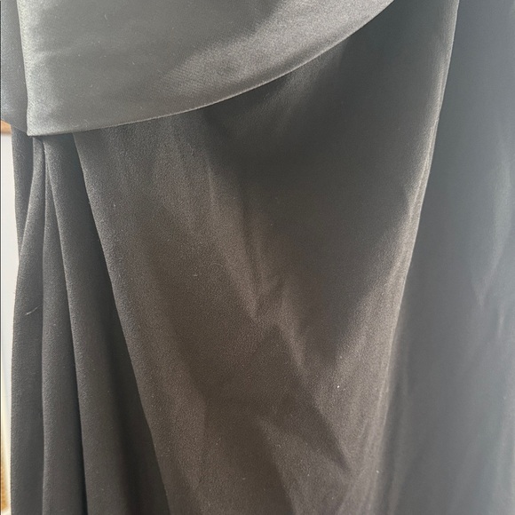 Betsy & Adam Size 14 Carmela Long Scuba Crepe Dress /Gown with Satin Bow - Picture 7 of 16